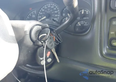 2002 Chevrolet Silverado 2500Hd Ls from USA, damaged, VIN 1GCHK23U82F159534